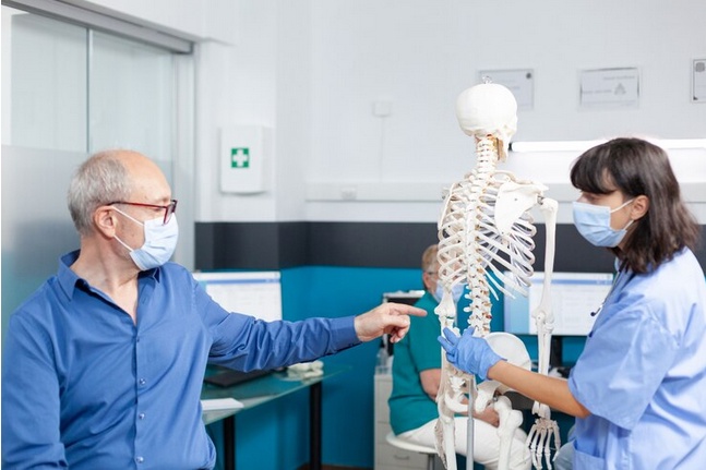 Beyond the Vertebrae: Understanding the Role of a Spine Surgeon Specialist