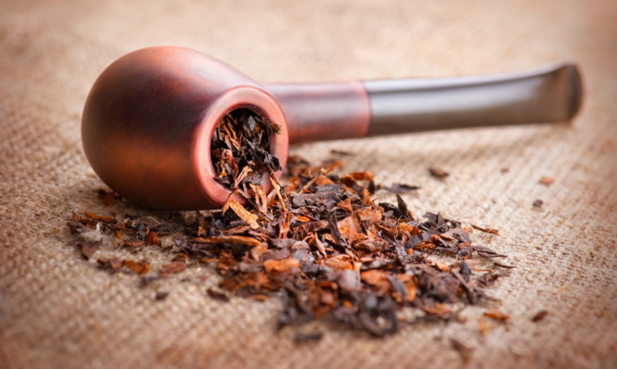 Shop Smart: How to Choose the Right Pipe Tobacco for Your Tastes