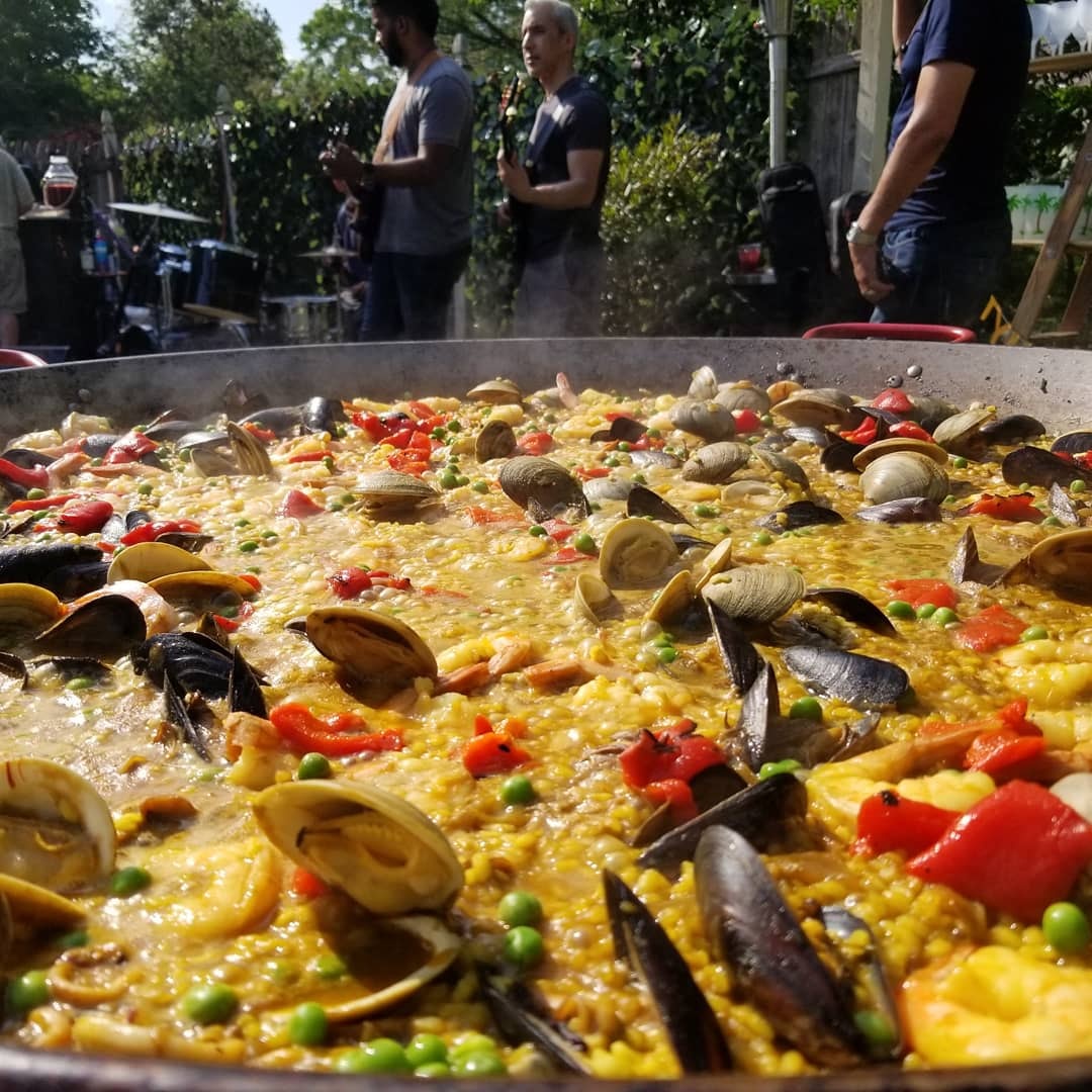 Unleash Your Inner Foodie: Paella Event Catering in New England
