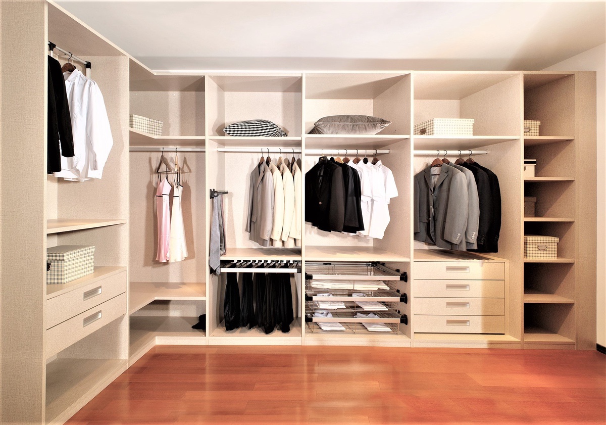 Elevate Your Space with a Custom Made Wardrobe from OhWoodworks