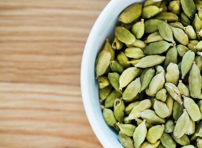 Essence of Excellence: Your Guide to Acquiring the Best Quality Green Cardamom Online in the UAE