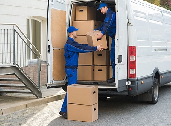 Swift Solutions: Elevating Your Shipments with Optimal Courier Services in Tamworth