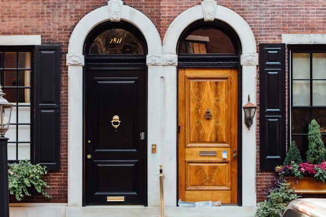 Choosing Bespoke Doors: A Guide for Enhanced Security and Style