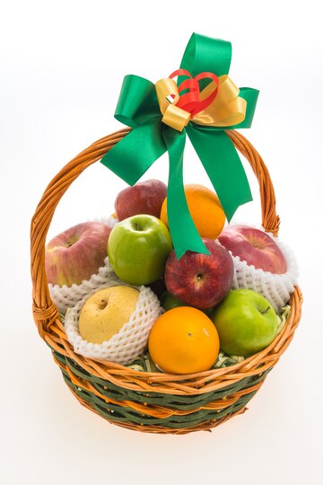 The Art of Gifting: Elevate Your Occasions with Luxury Fruit Baskets
