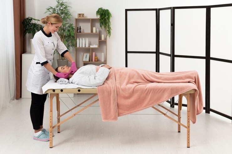 The Science of Relief: Understanding Spinal Decompression Table Therapy