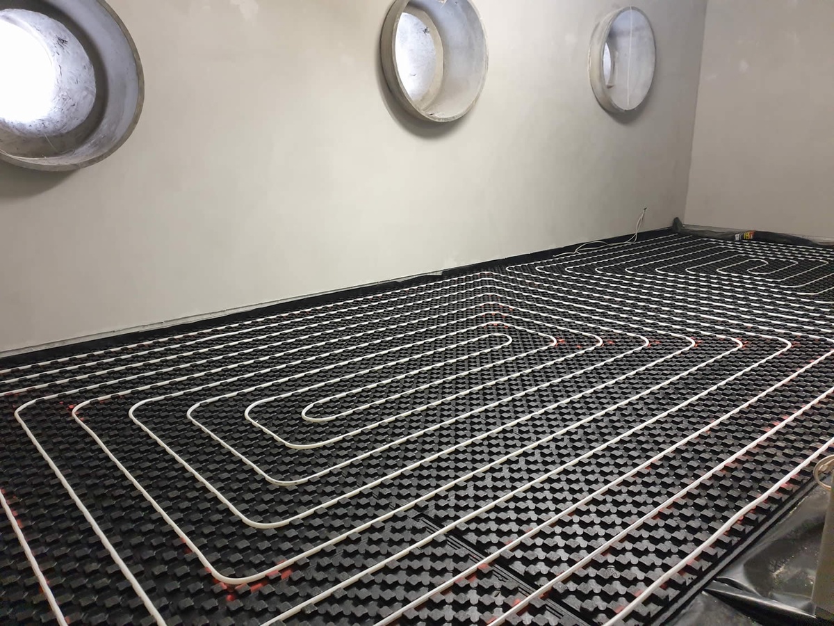 Efficient and Comfortable: The Charm of Heat Pump Hydronic Heating