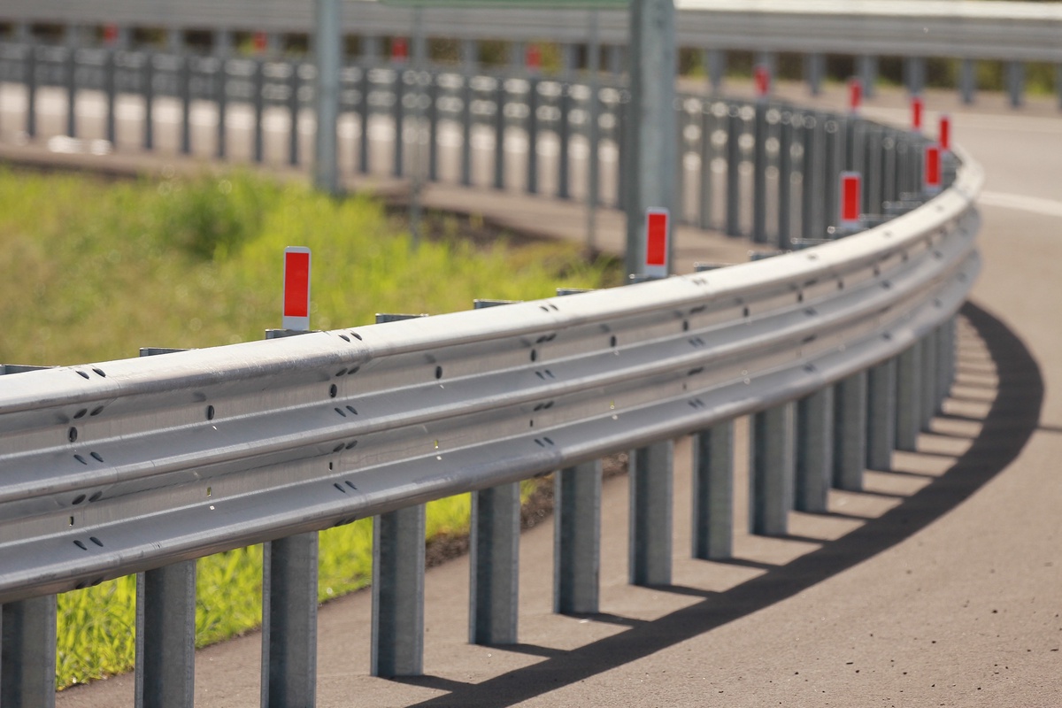 Guard Rails: How Do They Prevent Accidents on Highways?