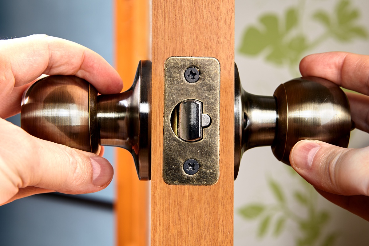 What are the different types of architectural hardware?