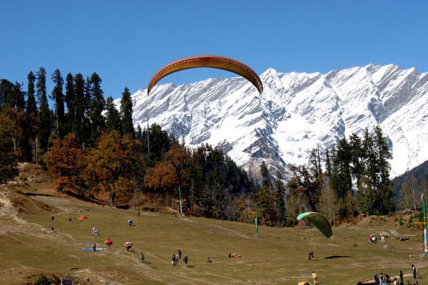 Exploring the Enchanting Journey from Ghaziabad to Manali by Bus: Ticket Prices and Travel Tips