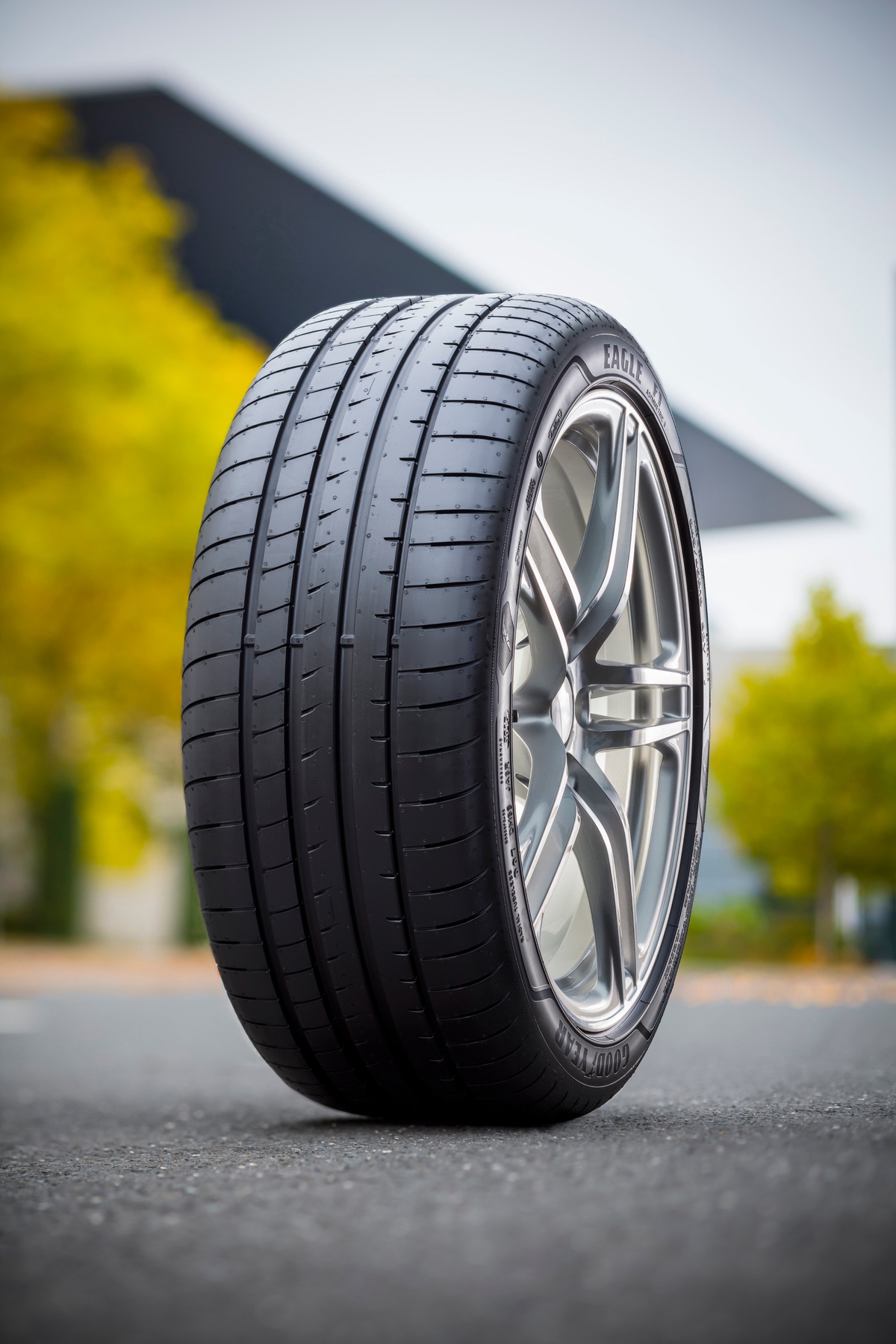 The Crucial Function of High-Quality Tyres: Ensuring Safety, Per