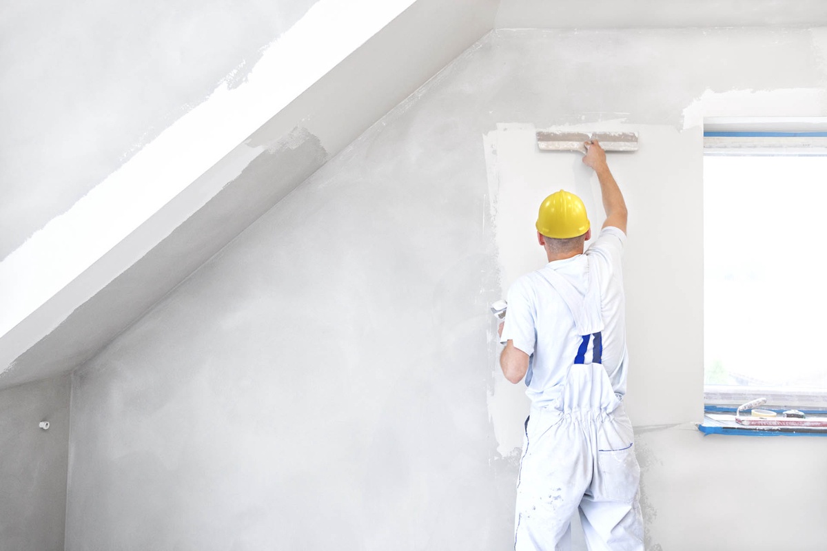 Plaster vs Drywall: Differences Between the Wall Materials