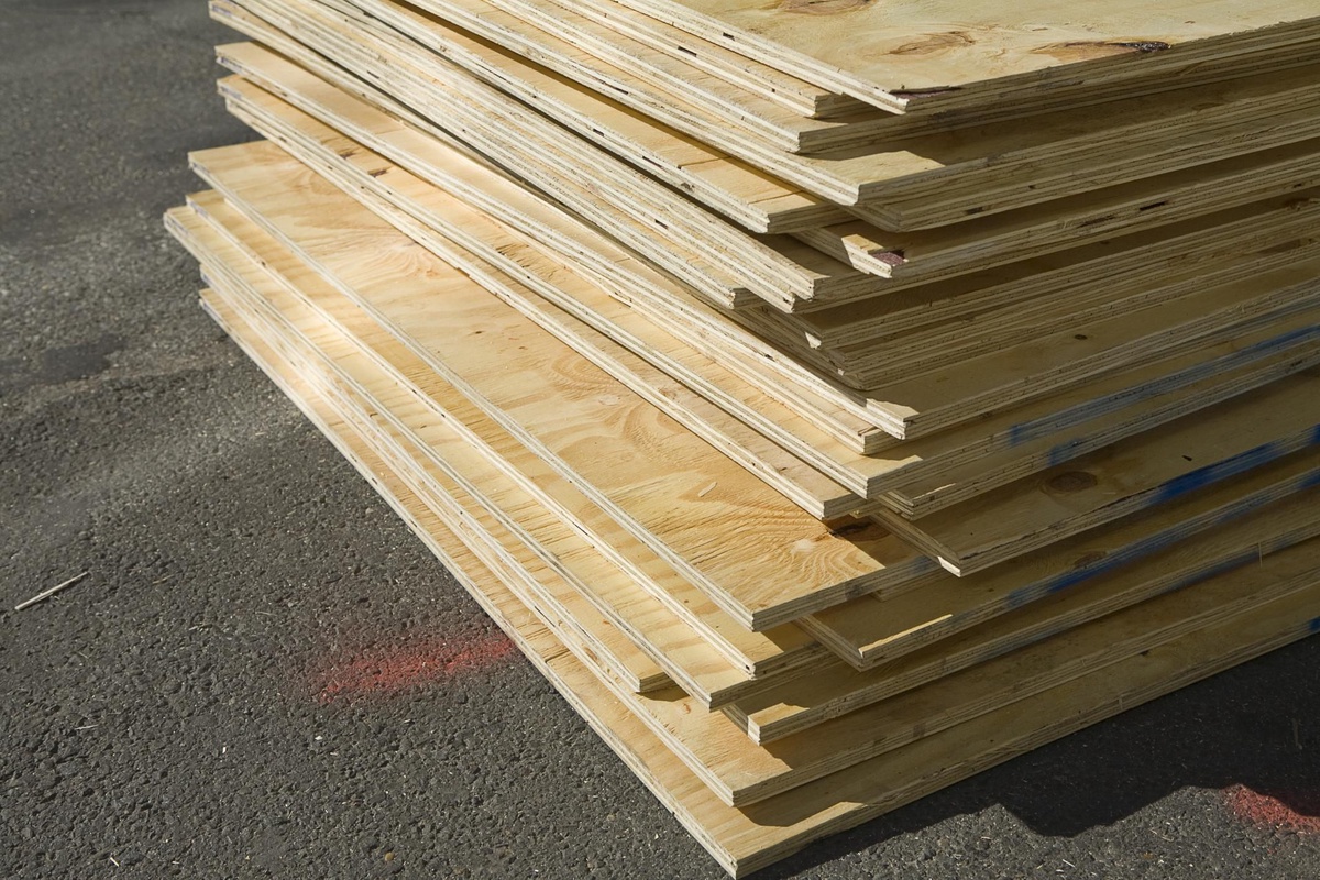 Smooth Sailing: Understanding the Benefits of Plywood Marine