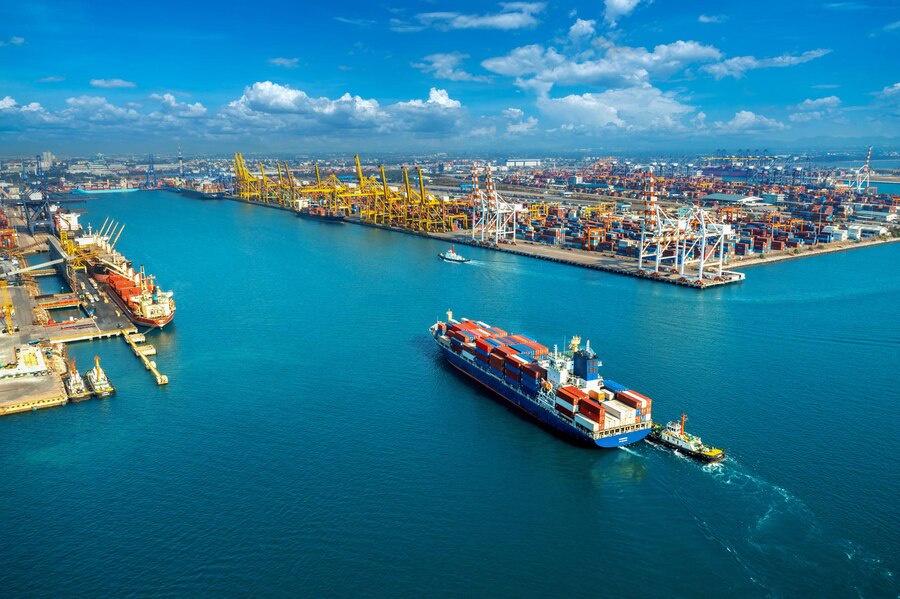 Dubai's Maritime Excellence: A Deep Dive into Freight Forwarding and Sea Freight Services