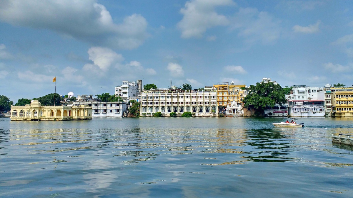 Why Gangaur Ghat Should Be the Best Part of Your Udaipur Visit?