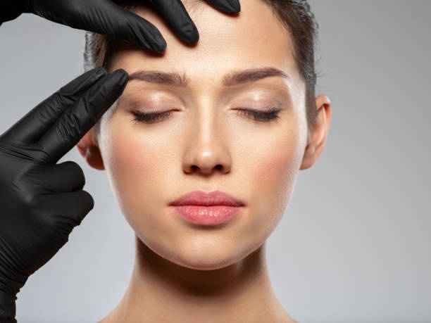 Experience the Ultimate Makeover: Forehead Lift in Abu Dhabi