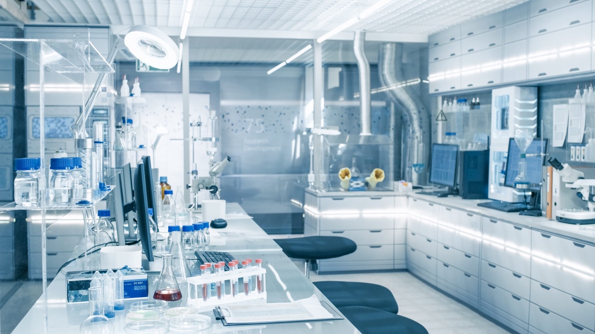 Optimized Efficiency: Laboratory Equipment Service Specialists