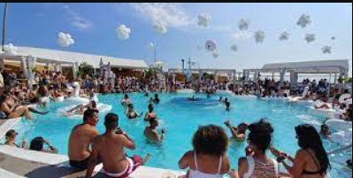 Cabana Pool Party: The Ultimate Summer Experience