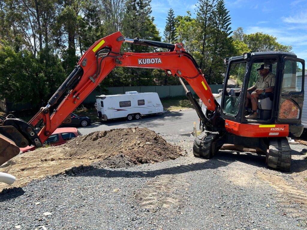 Excavation & Earthmoving Services in Molendinar, Queensland