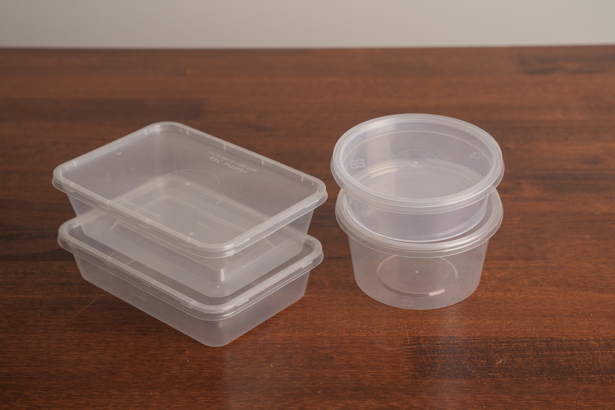 Reducing Cross-Contamination Risks: Safety of Food Handling in Plastic Takeout Containers