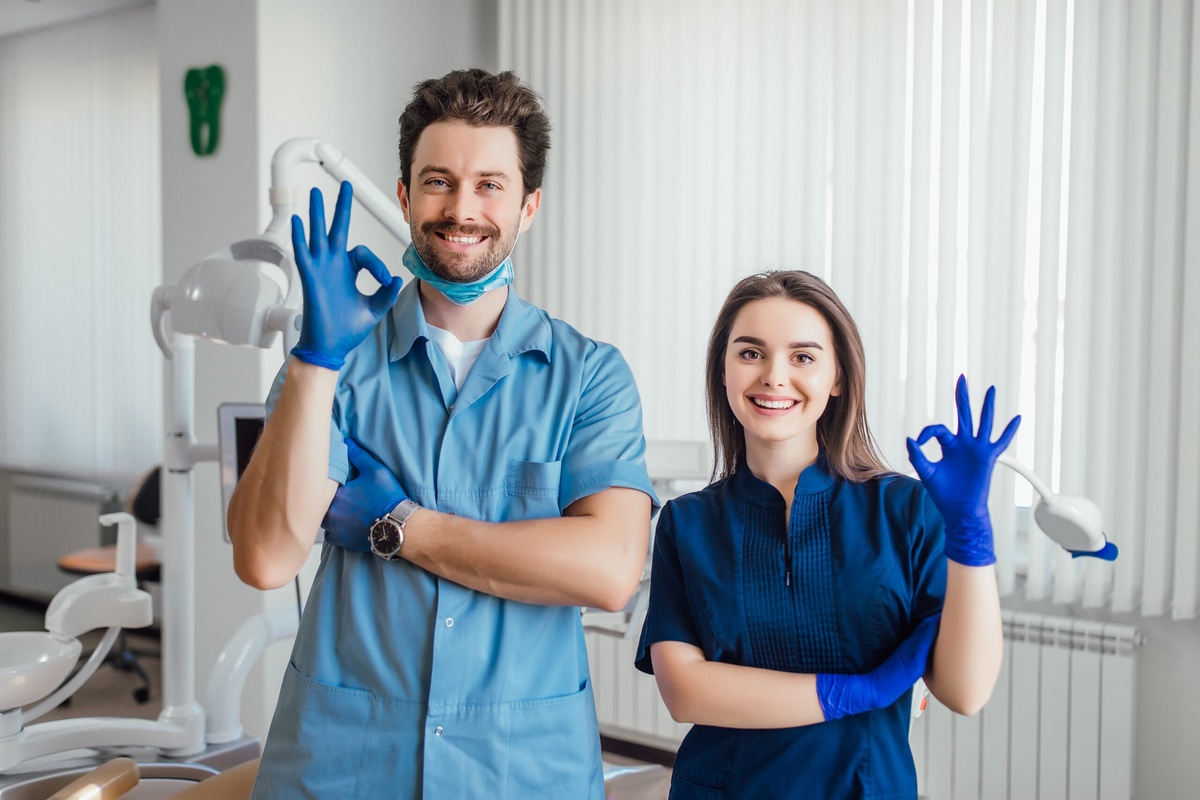 How to Choose the Right Periodontist for Your Dental Needs?
