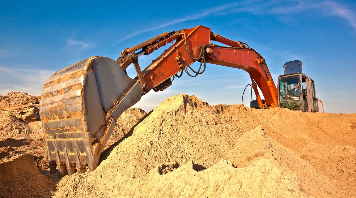 Digging Deeper: The Benefits of Professional Earthmoving Services