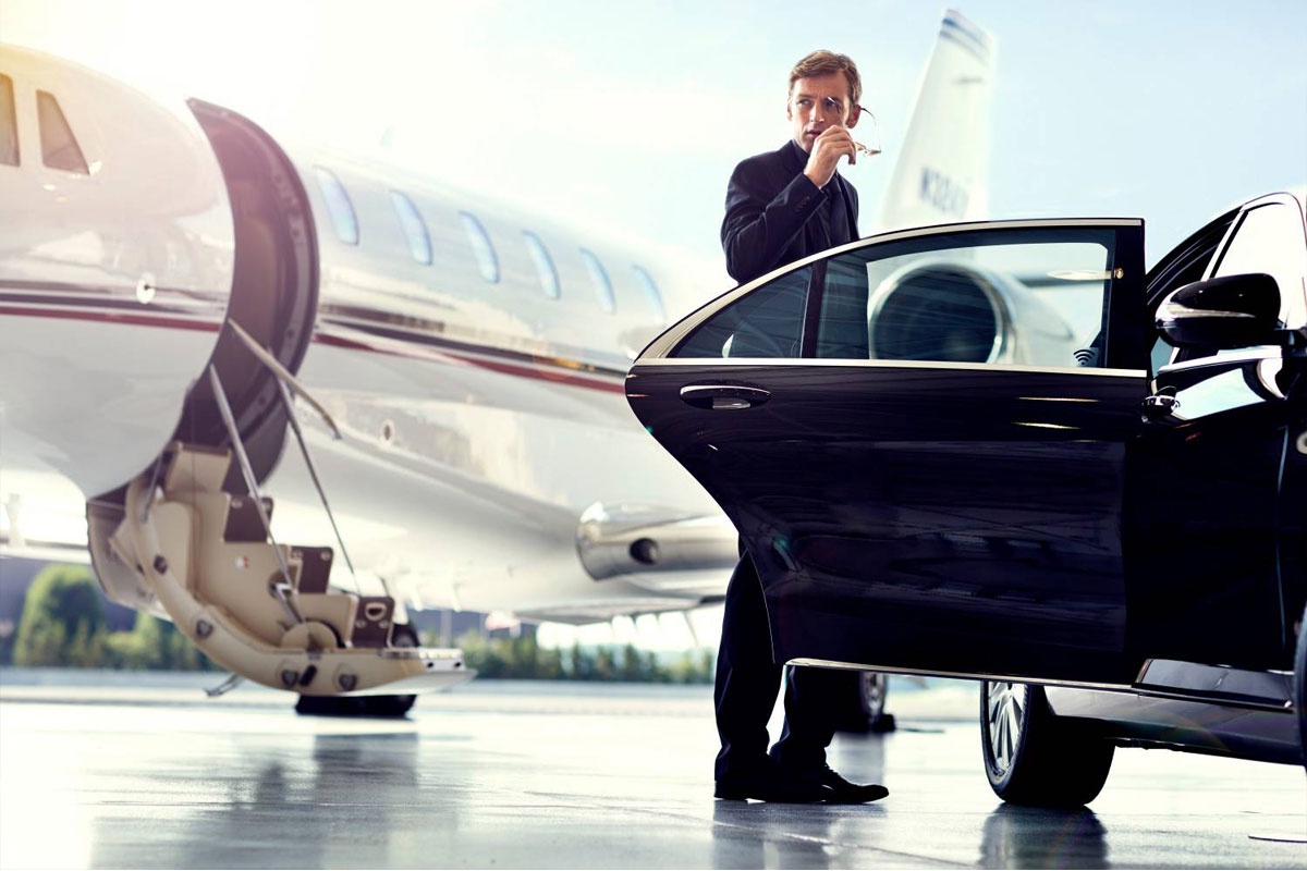 Elite Chauffeur Best Taxi Experience