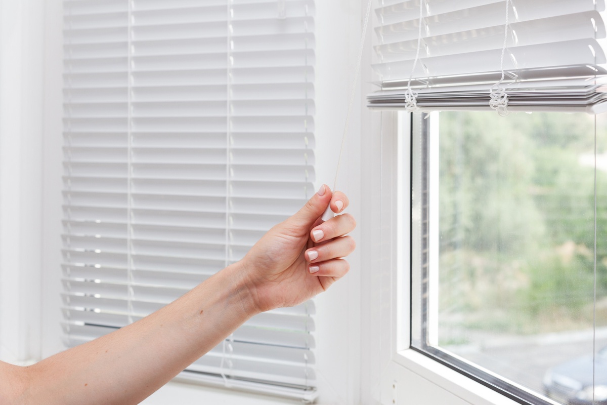 Transform Your Space with Stylish Window Blinds in Dubai