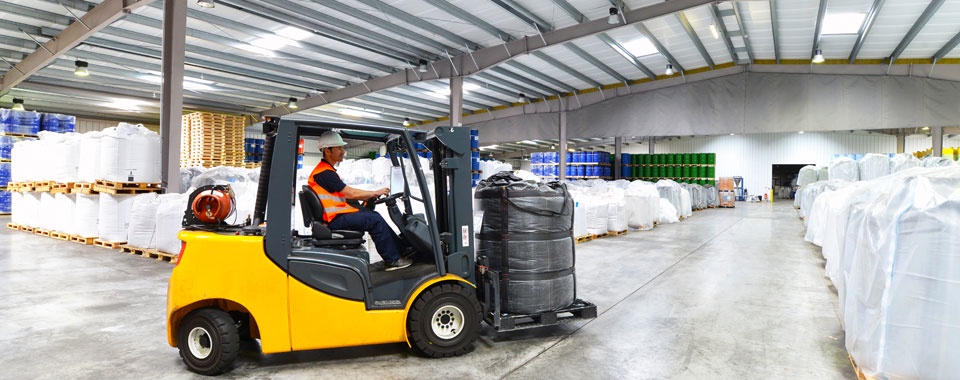 What are the Benefits of Forklift Hire for Your Business?