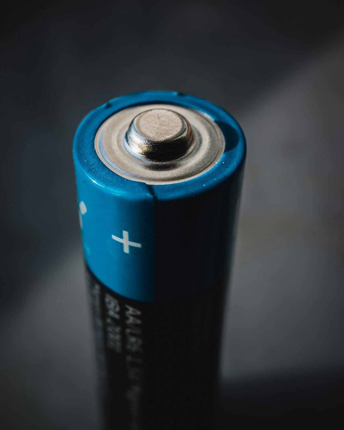 Demystifying Battery Choices: AA vs AAA Batteries Compared