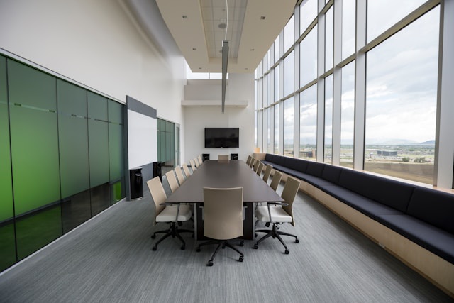Choosing the Perfect Glass Partition for Your Business Space