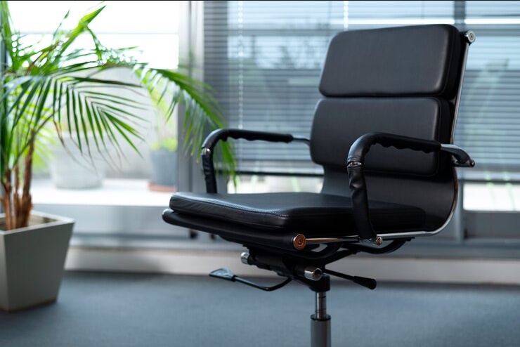 Comfort and Style: Shopping for Office Chairs in Wolverhampton