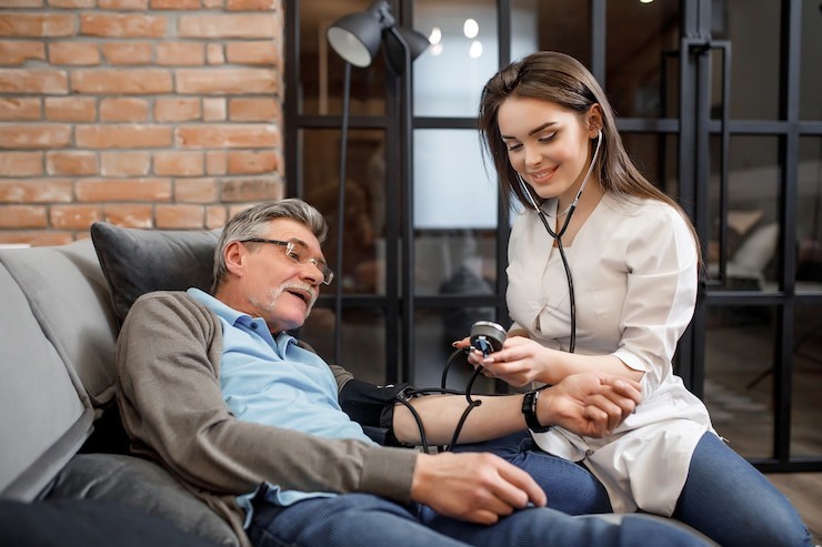 Assisted Living Amenities: What to Look for in San Antonio Communities