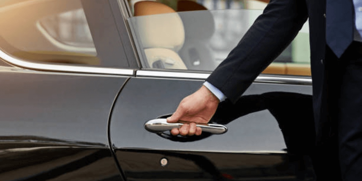 Exploring Birmingham in Style: The Ultimate Guide to Taxi and Chauffeur Services