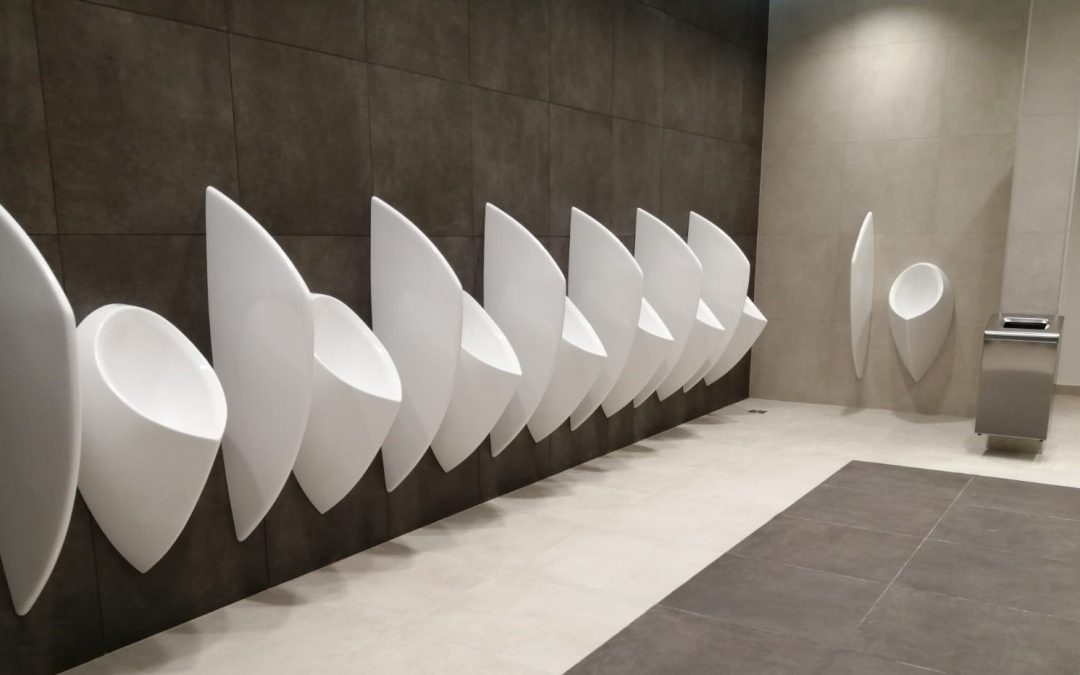 8 Benefits of Urinal Dividers in Public Restrooms