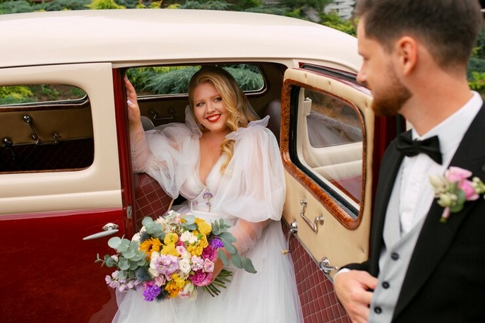 Dallas Dreams: Crafting Memorable Moments with Wedding Transportation