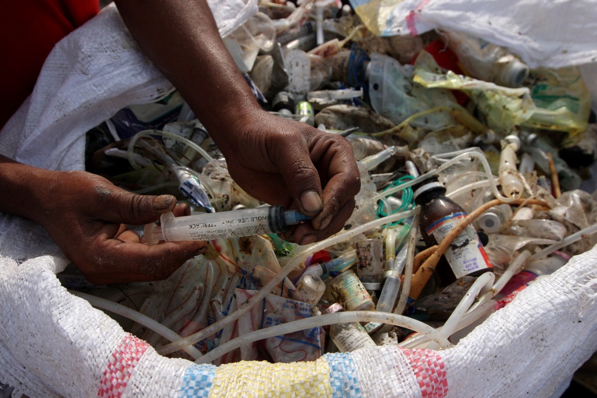 Safe Disposal of Medical Sharp and Needle Waste: A Priority in Washington DC