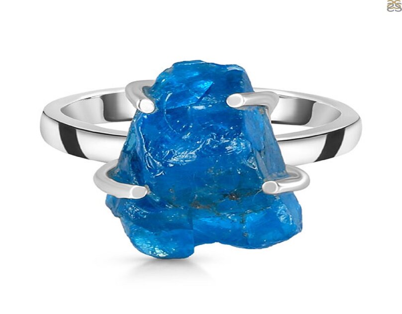 Neon Apatite Ring Collection Helps to Enhance The Beauty Of Every Outfit