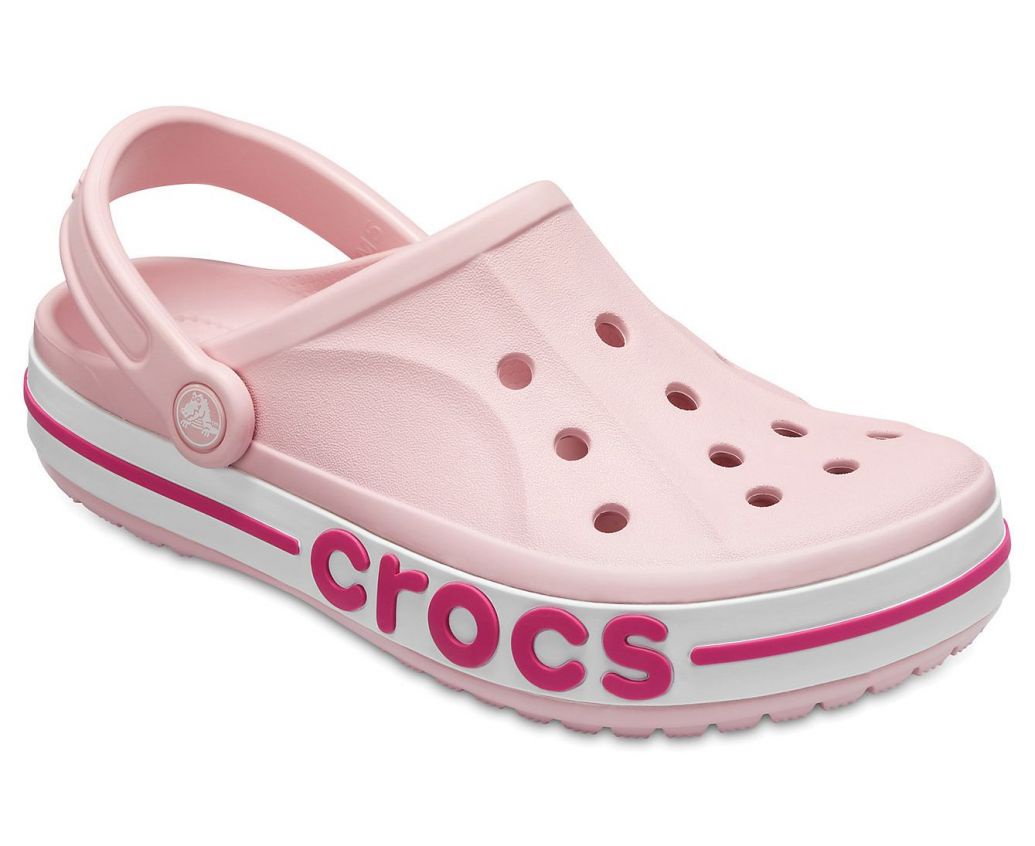 5 Surprising Ways to Style Your Crocs Clogs for Any Occasion