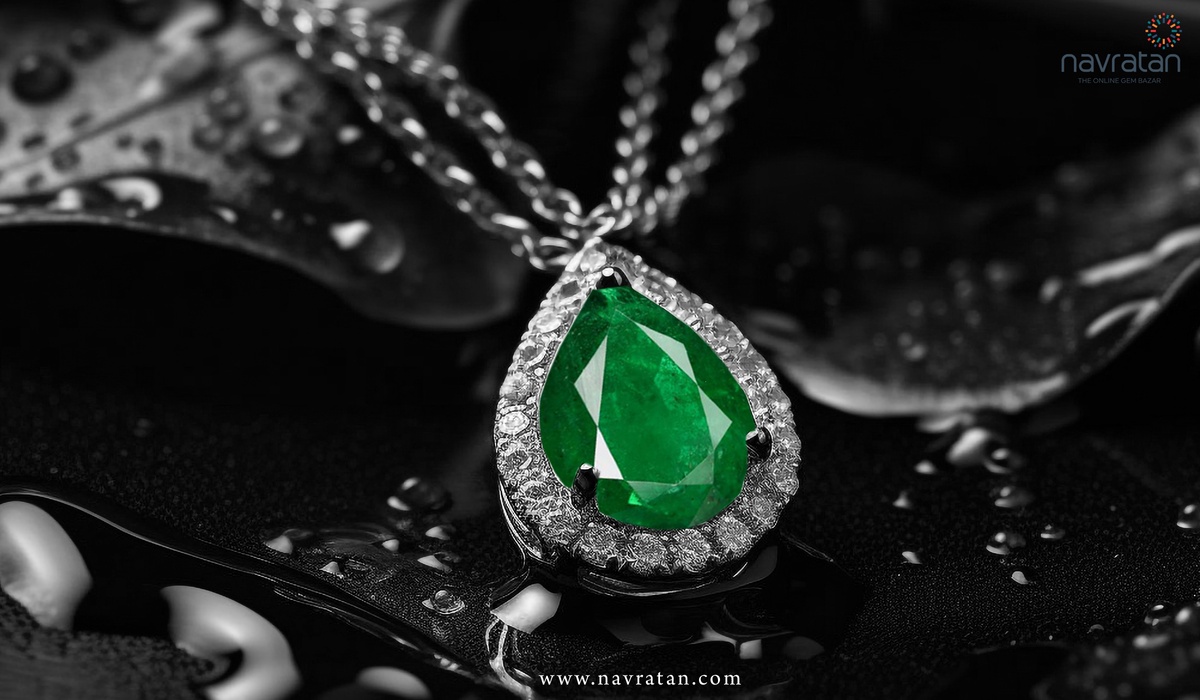 The Presence of a 4 Carat Emerald Stone in Command