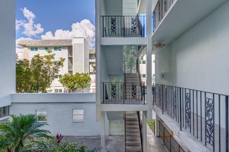 Living the High Life: The Perks of Coral Gables Apartments