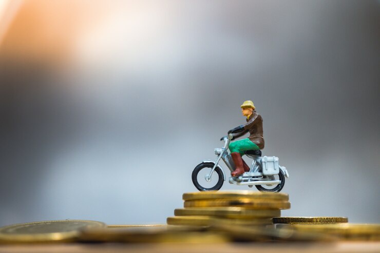 Smart Financing: Integrating Bike EMI Calculation into Your Online Two-wheeler Loan Application