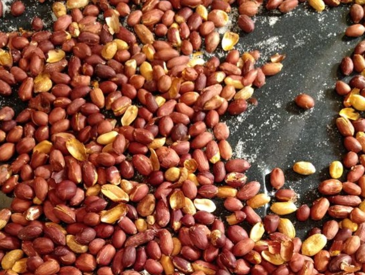5 WAYS TO INCORPORATE ORGANIC PEANUTS INTO YOUR COOKING