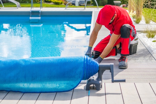5 Swimming Pool Repair Hacks You Can Do Yourself