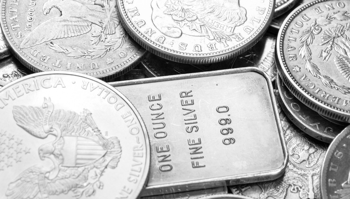 Beyond the Bling: Unlocking Passive Income with Silver and Gold