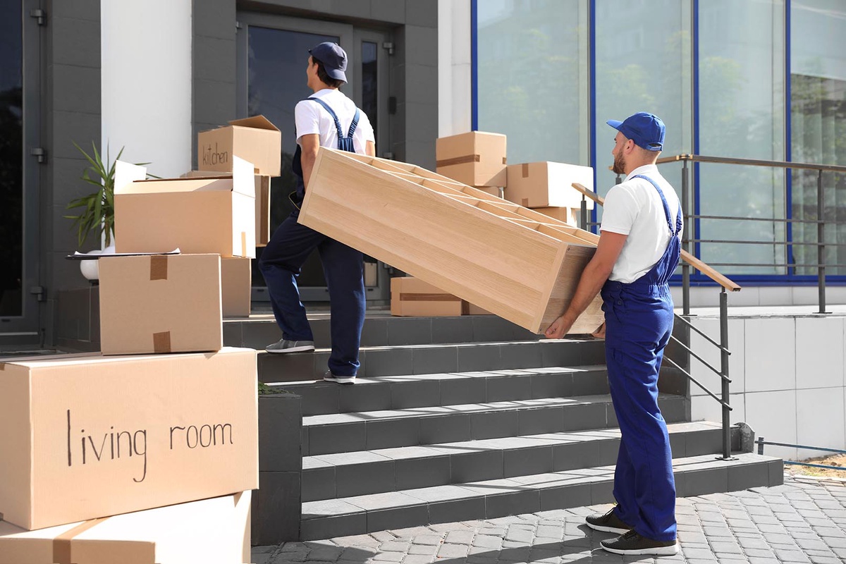 How to Plan Your Move with 2 Men and Truck Brisbane