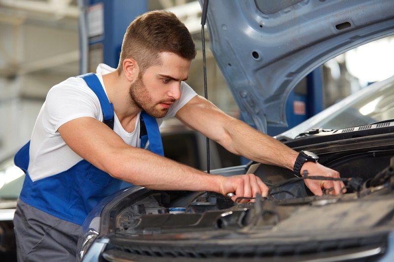 The Ultimate Guide to Choosing the Right Car Service for Your Vehicle