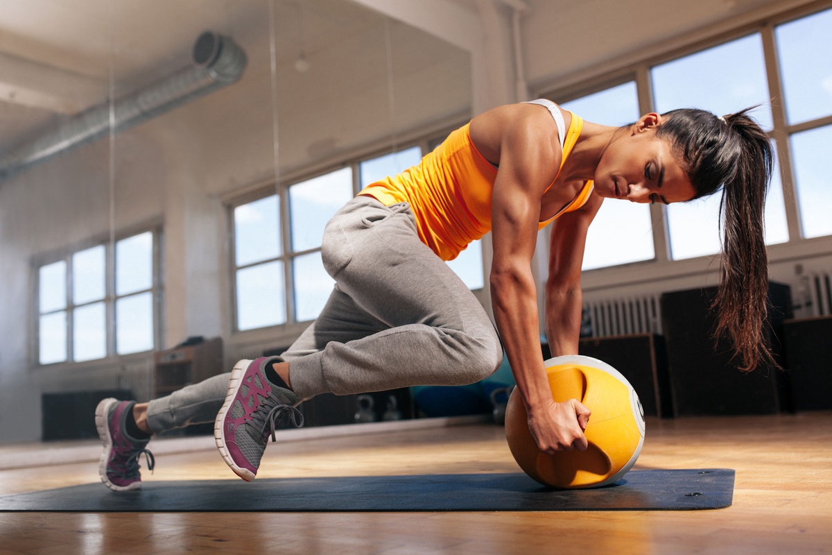 Unlocking Your Fitness Potential with a Personal Trainer: Top 5 Benefits