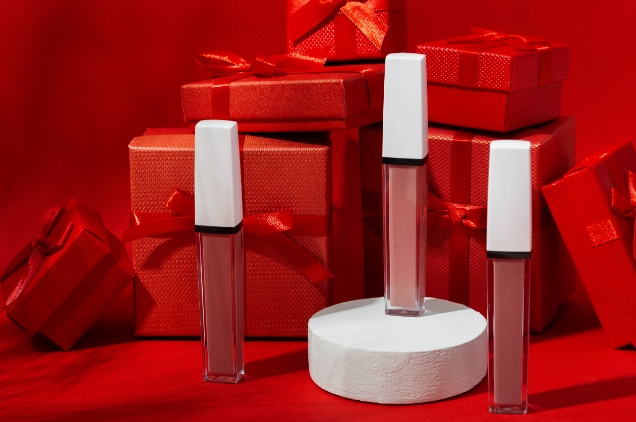 Benefits Of Customised Lipstick Boxes