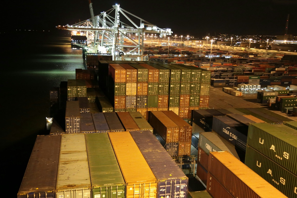 Key Advantages Of Outsourcing Logistics For Business Success
