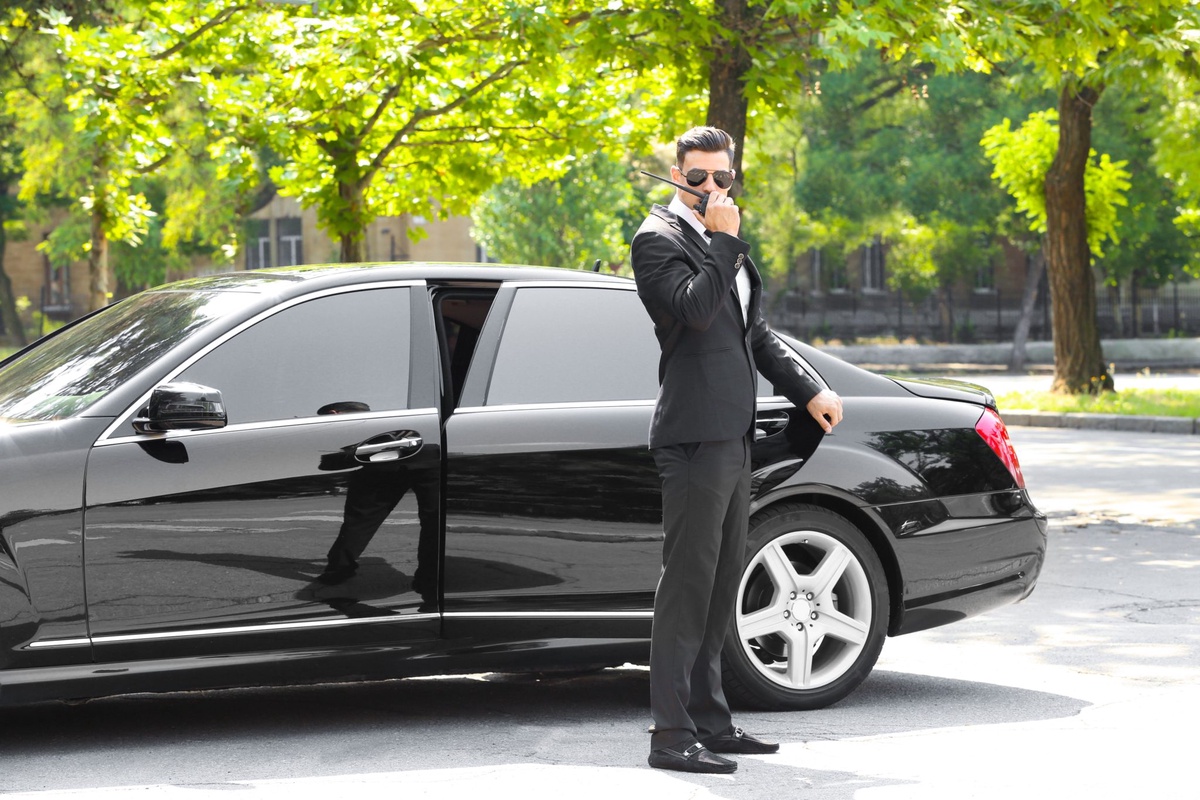 Elevate Your Experience Top-tier Brussels Limo Services